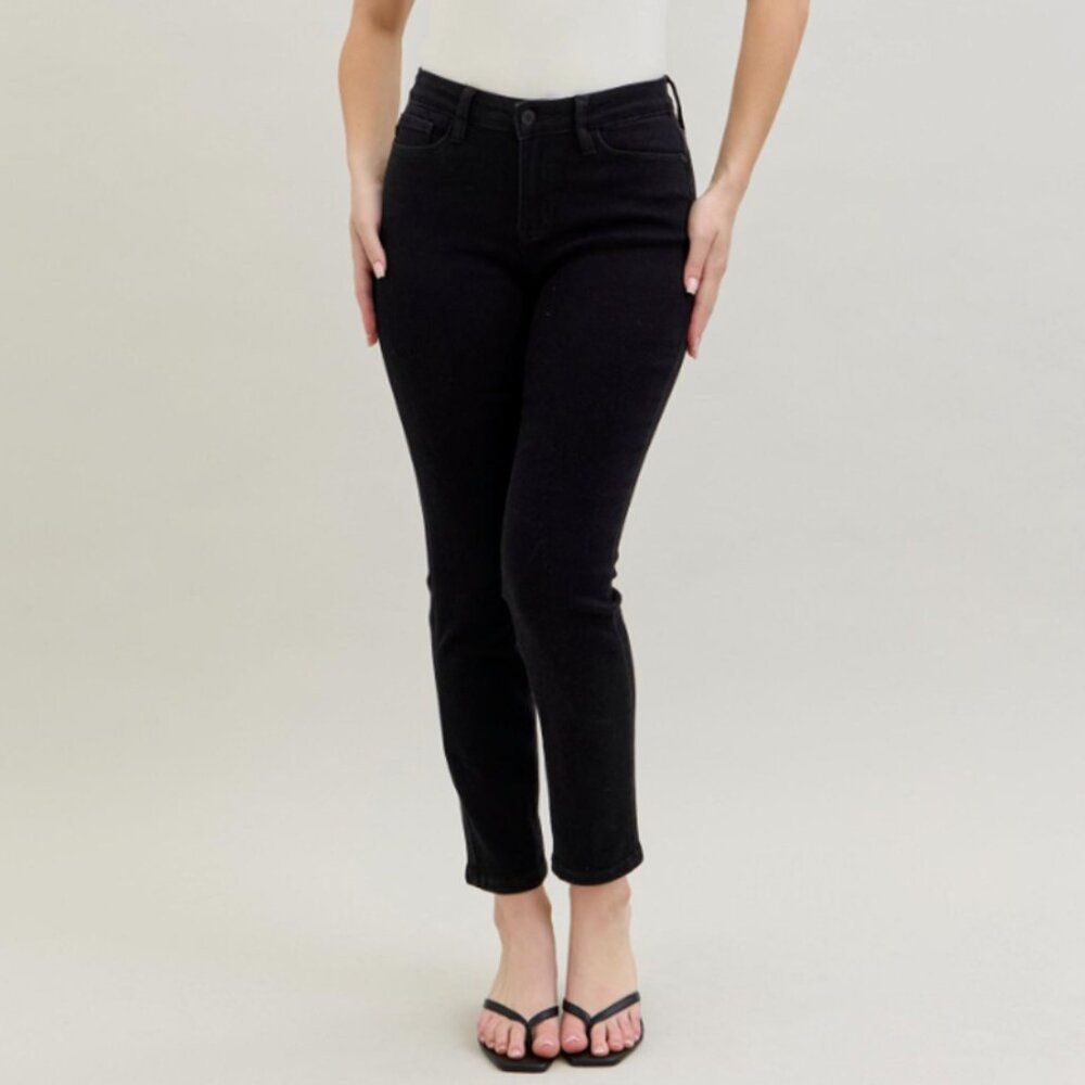 Judy Blue MID-RISE BLACK SLIM FIT JEANS